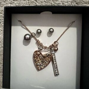 Elegant Heart Pendant Necklace and Earring Set
30”+3” extender